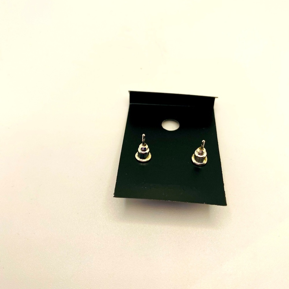 Earrings CZ studs pierced set in silver tone! - Picture 10 of 11